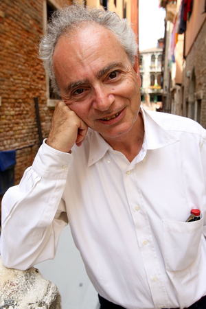 21/05/2009 portrait de l'ecrivain italien Daniele Del Giudice. Photo Toniolo ©AGF/Leemage