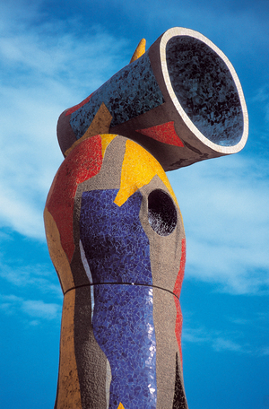Dona i Ocell (Woman and Bird) c.1982 (photo)
