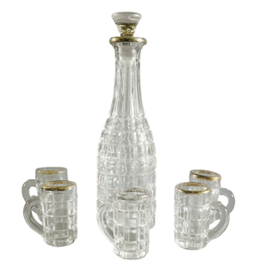 Glasses with handle and liquor bottle. 19th century.