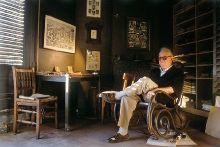 Portrait of Joan Brossa, Catalan poet (1919-1998) (photo)