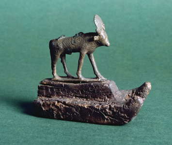 Apis Bull (bronze)