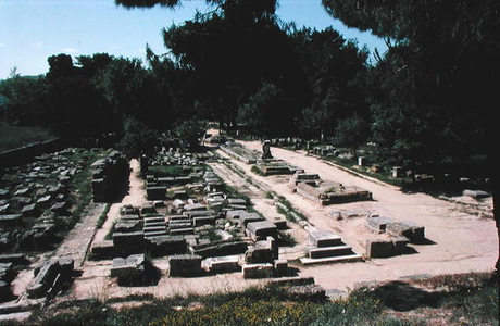 The Theatron (photo)