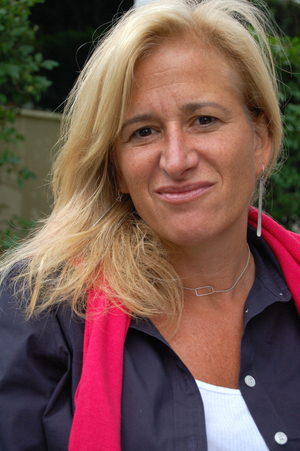 Portrait of Melissa Bank, American writer.