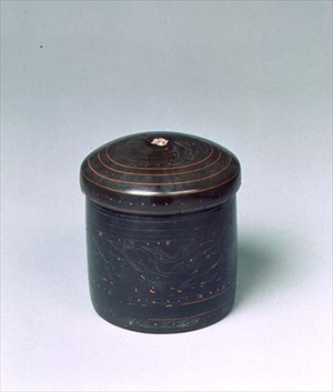 Box, Chinese, Western Han Dynasty, 206 BC-6 AD (lacquer)