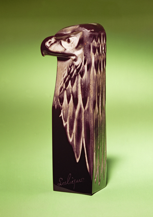 Tete d'aigle seal, by Lalique, c.1902