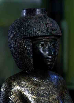 Statue of the Divine Adoratress Karomama, Third Intermediate Period (bronze with gold, silver & electrum) (detail of 127647)