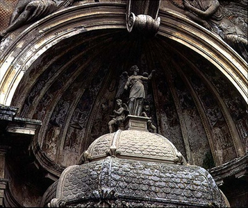 The 'Fontana dell'Organo' (Fountain of the Organ) detail of the figure of Victory, designed by Pirro Ligorio (c.1500-83) for Cardinal Ippolito II d'Este (1509-72) 1568 (photo)