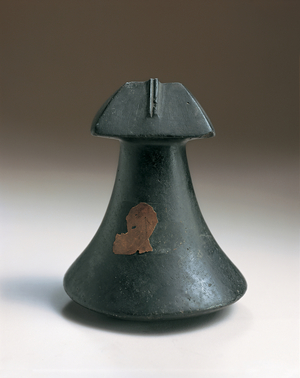 Penu, food punder, Society Islands, 18th century (basalt)