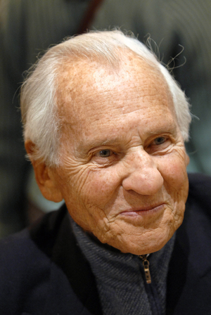 PORTRAIT OF JOURNALIST, WRITER AND ACADEMICIAN JEAN D'ORMESSON AT THE 2007 BOOK FAIR.