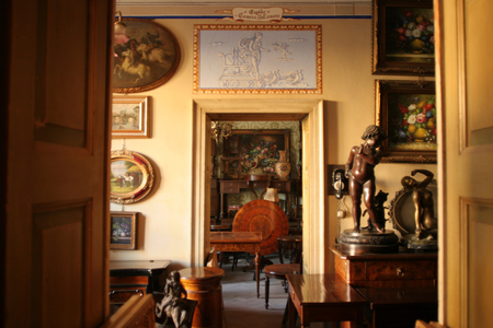 Dal Conte antiquary, Sabbioneta, Lombardy, Italy