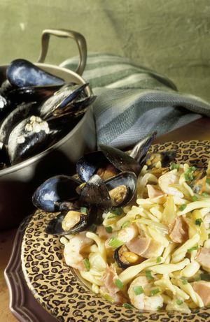 Pasta with shrimp and mussel, Italy