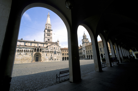 Piazza Grande, Modena, Emilia Romagna, Italy