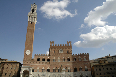 Mangia tower and Pallazzo Comunale, Siena, Tuscany, Italy