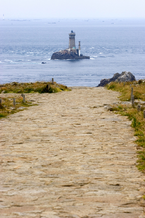 Lighthouse De La Vieille, Pointe Du Raz, Brittany, France, Europe