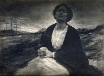 The Heritage of Motherhood, 1900/04 (platinum print with some additions by hand)