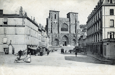 View of the Cathedral and St. Maurice Square in Vienna in Isere - postcard around 1910 Private collection