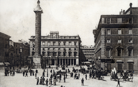 View of Piazza Colonna with the column of Marc Aurele in Rome (Piazza Colonna, piazza at the center of the Rione of Colonna in the historic heart of Rome, Italy) Postcard ca. 1910