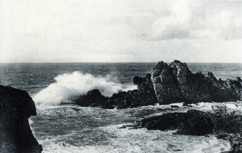 View of the coast in Ouessant, Finistere, Brittany, 1910 (b/w photo)