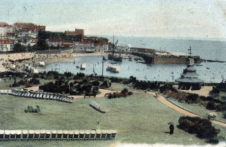 View of Broadstairs Bay, England Postcard 1905