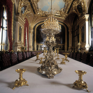 Musee du Louvre, Paris: Apartments Napoleon III - Large Dining Room.