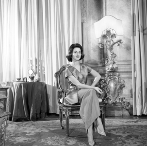 Countess Consuelo Crespi, Rome, Italy, 1960 (b/w photo)