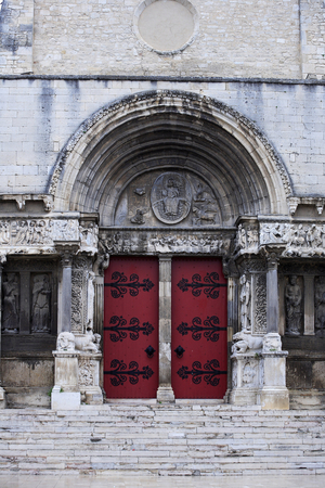 12th century portal of the abbey of Saint-Gilles-du-Gard (Saint Gilles du Gard)/Unesco class/Provence