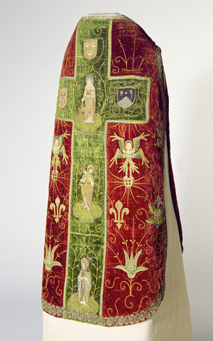 Chasuble (Opus Anglicanum), early 16th century (velvet & embroidery)