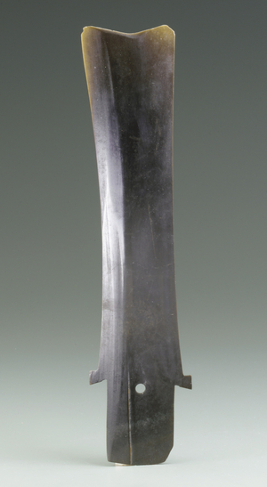 Harvesting knife (hu), Qijia Culture, c.2500-2000 BC (jade)
