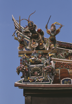 Cheng Hoon Teng temple, detail of the roof (photo)