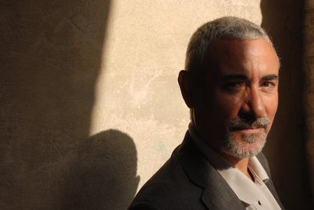 Portrait of the writer Pino Cacucci. Photography 09/2008