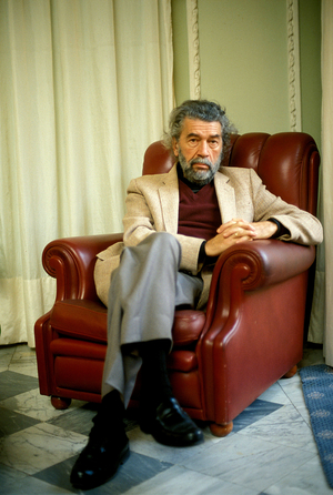 Portrait of the writer Alain Robbe-Grillet (Robbe Grillet)