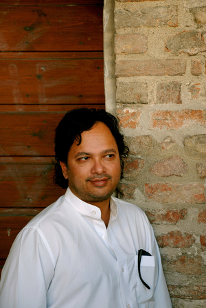 08/09/2007 Portrait of writer Vikram A. Chandra. Photo Gurdo