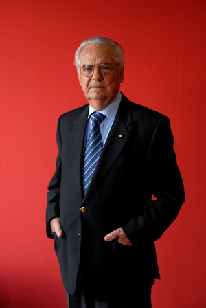 Portrait of the writer Shlomo Venezia. Photography 2008.