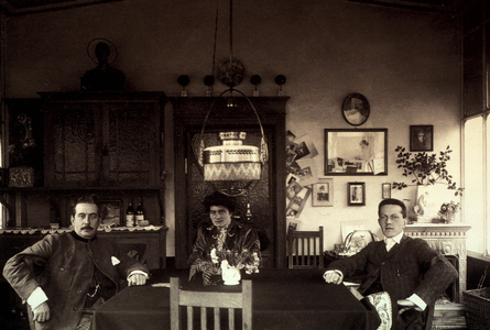 The composer Giacomo Puccini (1858-1924) with his wife Elvira and their son Antonio in their house in Torre del lago.