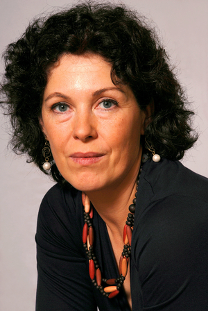 portrait of Rebecca Stott writer.