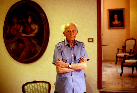 Portrait of Zygmunt Bauman Polish sociologist in English and Polish.