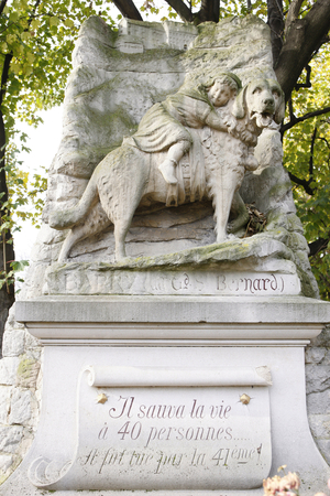 Asnieres animal cemetery Dog memorial, Asnieres , France
