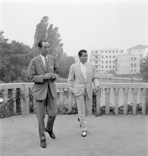 THE ACTOR TOSHIRO MIFUNE WITH THE DIRECTOR AKIRA KUROSAWA AT THE XXII INTERNATIONAL FILM FESTIVAL IN VENICE LIDO - 1961
