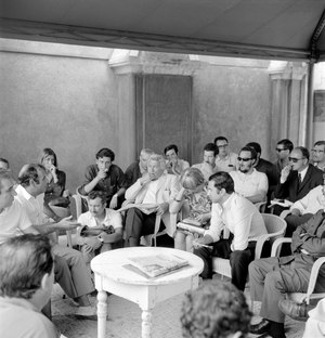 THE “” GIORNATE DEL CINEMA ITALIANO”” AGAINST THE VENICE FILM FESTIVAL: THE ACTRESS LAURA BETTI WITH THE SCREENWRITER UGO PIRRO - 1973