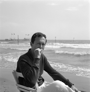 THE ACTOR MAURICE RONET IN VENICE LIDO BEACH - 1963