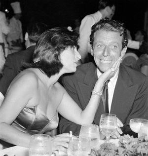 THE ACTRESS ANNA MAGNANI WITH THE COUNT OF AVANZO IN VENICE - 1950