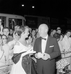THE DIRECTOR OTTO PREMINGER WITH THE ACTRESS LEE REMICK AT INTERNATIONAL FILM FESTIVAL IN VENICE LIDO - 1959
