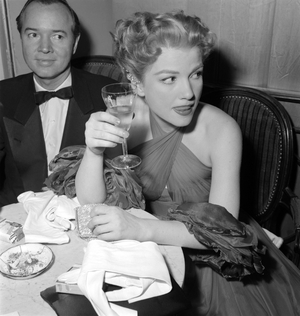 THE ACTRESS ANN BAXTER IN CANNES - 1953