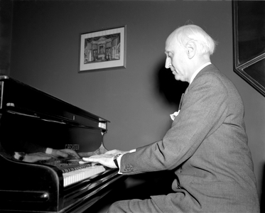 THE CONDUCTOR VICTOR DE SABATA AT “LA SCALA”” THEATRE IN MILAN - 1950