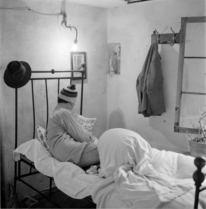 Peasant covering chicken eggs. HEN-BREEDING IN MOGLIANO VENETO: PEOPLE BROODING ON EGGS (VENICE) - 1960