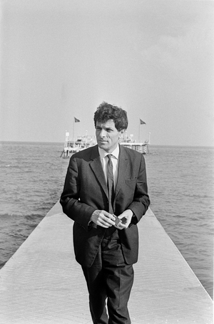 THE DIRECTOR PAVEL TODOROVSKIJ (todorovski) AT VENICE LIDO BEACH - 1965