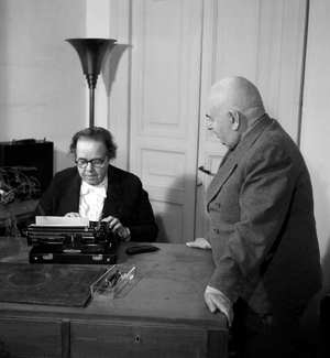 THE POLITICIAN FRANCESCO SAVERIO NITTI IN HIS STUDIUM - 194?