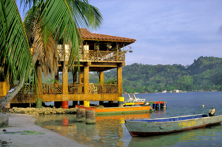 Panama, Caribbean coast, Isla Grande (photo)