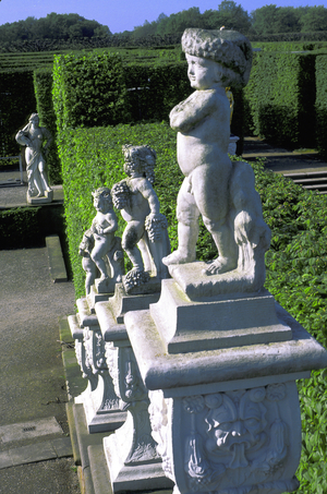 Herrenhauser Gardens, Hanover, Lower Saxony, Germany (photo)