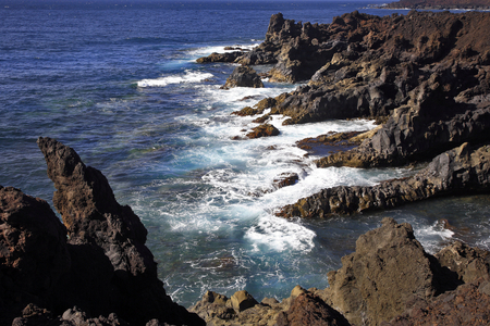 Rocky west coast, Fuerteventura island (photo)